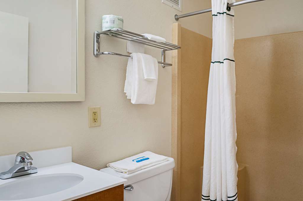 Siegel Select Baton Rouge Hotel Room photo